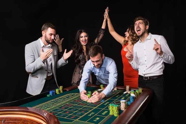 Live-dealer roulette table hosted on keongwin